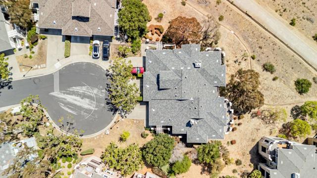111 Cliff Swallow Court, Brisbane CA: https://media.crmls.org/mediaz/bd2bffec-52c5-48fb-9a04-0557cbe99d66.jpg