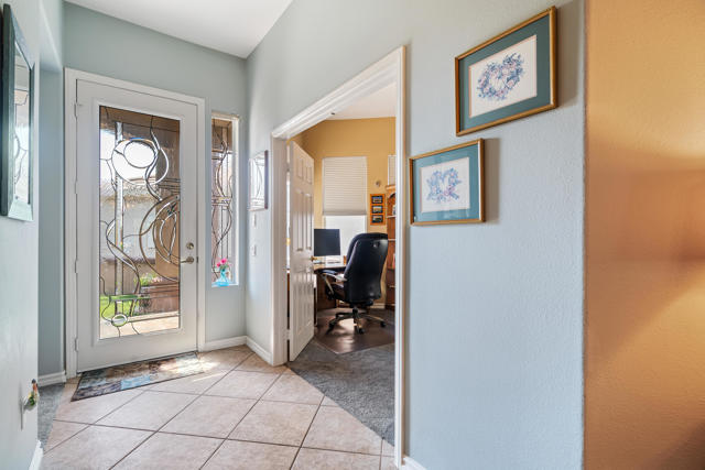 43347 N Heritage Palms Drive, Indio CA: https://media.crmls.org/mediaz/bd2d18a3-90e3-4223-bf41-d3f0338dc7a2.jpg