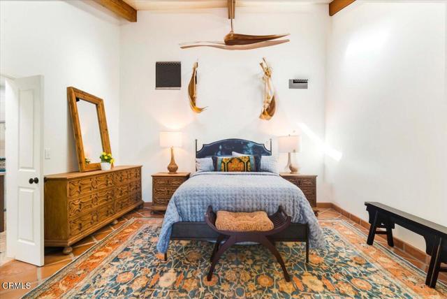 515 Del Oro Drive, Ojai CA: https://media.crmls.org/mediaz/bd2d4f4e-f58f-42e5-972f-11e0840c40b3.jpg