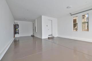 341 Carlyn Avenue, Campbell CA: https://media.crmls.org/mediaz/bd2e742f-2a15-4e51-acf4-50bc7e385d3c.jpg