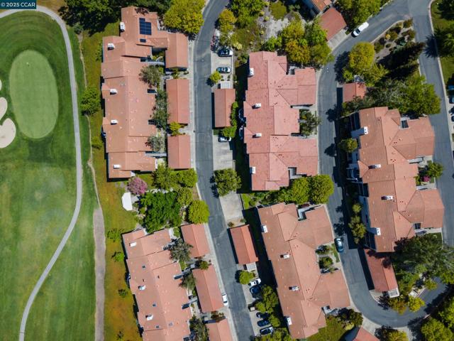 4467 Terra Granada Dr, Walnut Creek CA: https://media.crmls.org/mediaz/bd2faf3f-13a5-45ed-b3cd-cd6c3715caa7.jpg