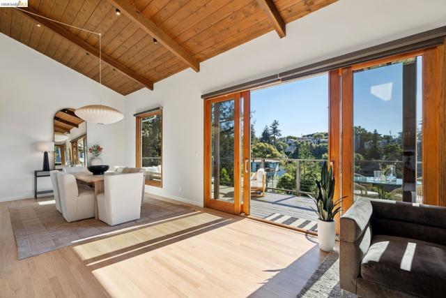 Image 8 of 44 For 5 Abbott Way