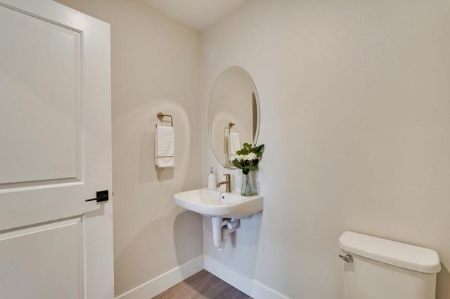 536 SoMi Court, Hayward CA: https://media.crmls.org/mediaz/bd3177a3-2d98-4596-9565-6167c8231080.jpg