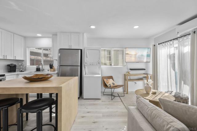 3808 14 46Th St, San Diego CA: https://media.crmls.org/mediaz/bd31c39f-05fa-4ecb-96fd-8a398bf074cf.jpg