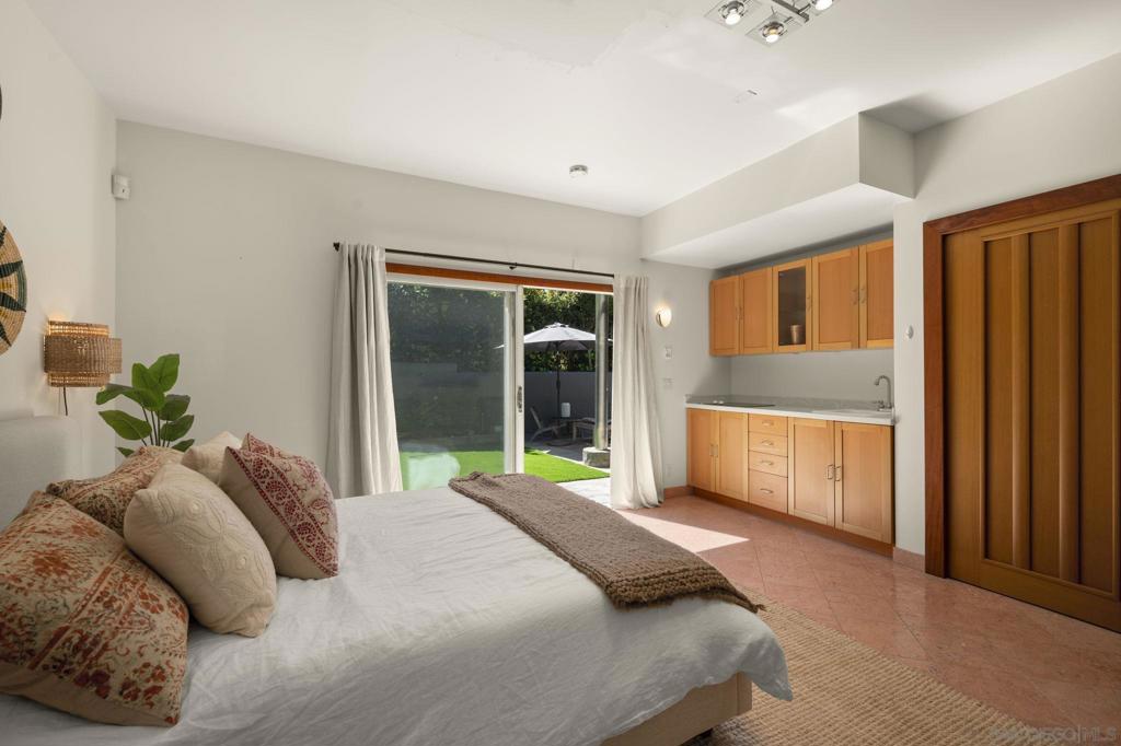 7911 El Paseo Grande - photo 16