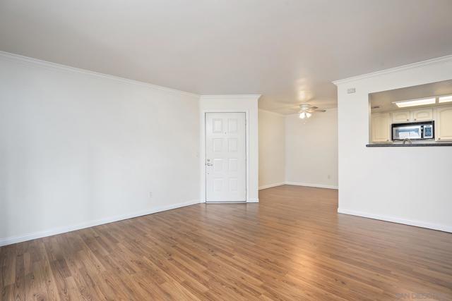 12015 Alta Carmel Ct, San Diego CA: https://media.crmls.org/mediaz/bd329cbe-c7c3-4d66-b348-53562868c3ea.jpg