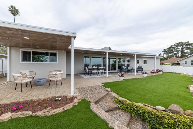6673 Del Cerro Blvd, San Diego CA: https://media.crmls.org/mediaz/bd337eaf-9472-4797-b472-9a57ad39515d.jpg