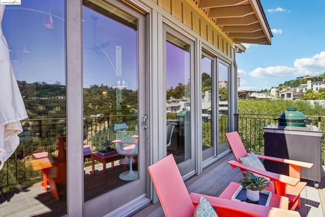 Image 32 of 46 For 90 Starview Dr