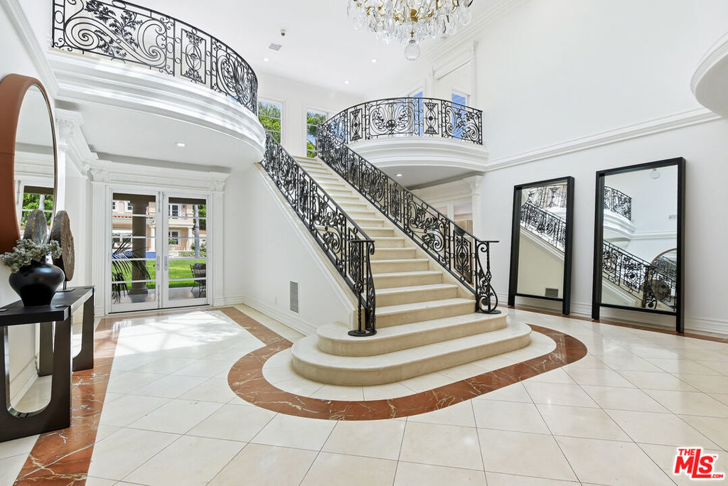 MLS #26673247 image #2