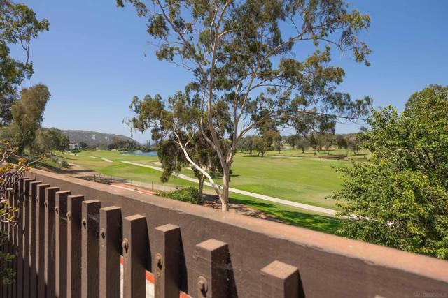 2503 Navarra Dr, Carlsbad CA: https://media.crmls.org/mediaz/bd34b01d-8937-4eed-a264-76c9755e0e8d.jpg