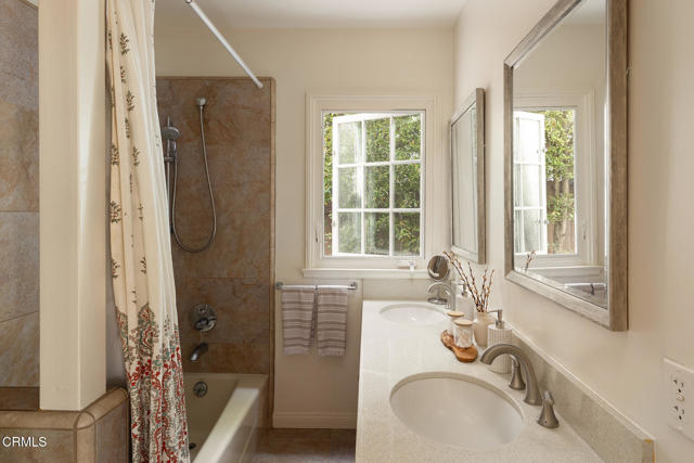 394 S Bonnie Avenue, Pasadena CA: https://media.crmls.org/mediaz/bd35cbd5-1c7f-4bb9-98fc-48996ea0f7a4.jpg