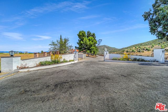 Image 6 of 20 For 42880 Brown Street