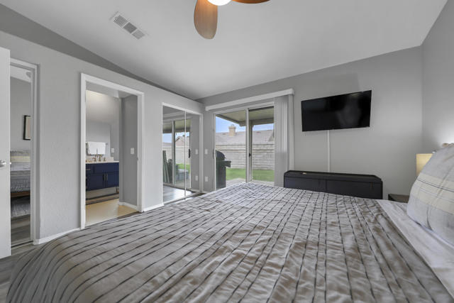 Image 11 of 28 For 80490 Paseo Tesoro