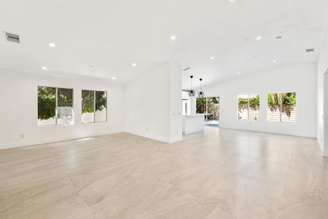Image 9 of 41 For 49651 Lincoln Drive