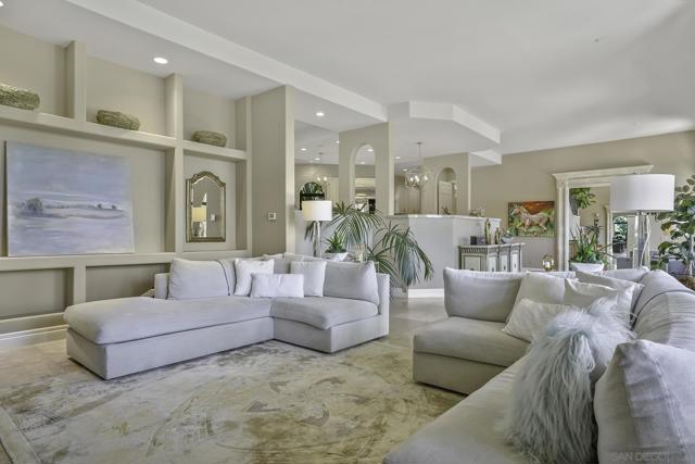 5305 La Crescenta, Rancho Santa Fe CA: https://media.crmls.org/mediaz/bd3aa334-8f7e-429c-9ae5-2740cb346d42.jpg