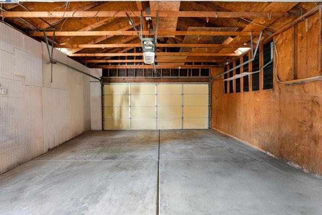 2524 Brazil Ct, Antioch CA: https://media.crmls.org/mediaz/bd3d0383-4fef-40c8-ba4e-543395d0600e.jpg