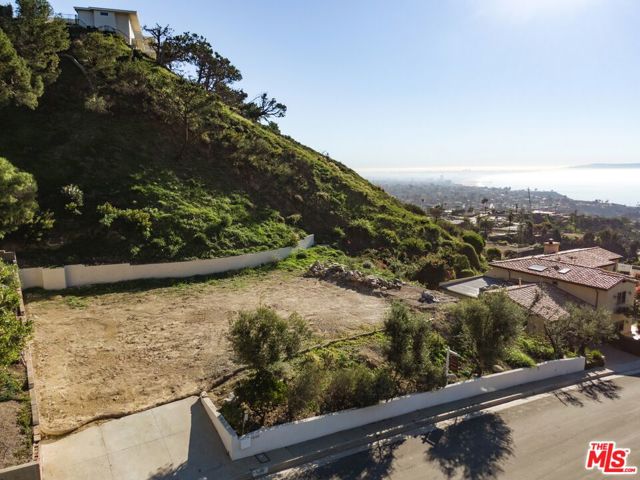 Drew Fenton | 1046 Enchanted Way Pacific Palisades CA | MLS: 7489087 Drew Fenton | 1046 Enchanted Way Pacific Palisades CA | MLS: 7489087