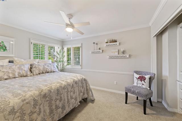 3338 Marsh Hawk Court, Pleasanton CA: https://media.crmls.org/mediaz/bd3d1e52-6bbc-4ea2-9915-3665d1d6f788.jpg