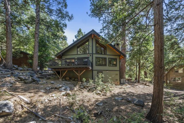 24747 Fern Valley Road, Idyllwild CA: https://media.crmls.org/mediaz/bd3def3b-4076-4f2a-bdcf-8394cb186952.jpg