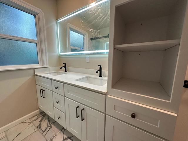 Image 20 of 36 For 121 Bella Vista Way