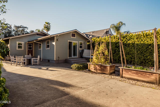 Detail Gallery Image 24 of 38 For 1892 N Marengo Ave, Pasadena,  CA 91103 - 3 Beds | 2 Baths