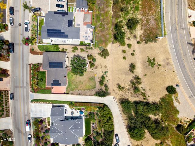 872 Via Arroyo, Ventura CA: https://media.crmls.org/mediaz/bd3edeab-0179-456b-8900-846304a67af5.jpg