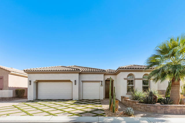 3C0DBA02-F011-46DB-90EB-104C0C5E9AAA