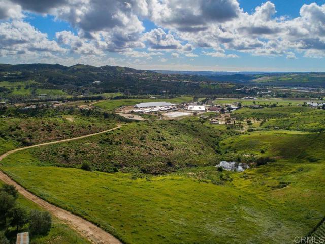 0 Chisholm Trail, Bonsall CA: https://media.crmls.org/mediaz/bd3faa20-cabe-41ce-a0ea-586f672b45f1.jpg