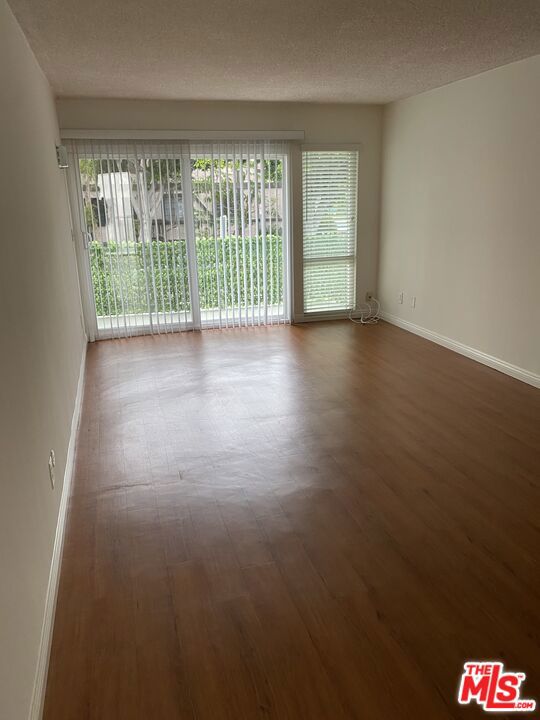4244 Duquesne Avenue, Culver City CA: https://media.crmls.org/mediaz/bd4078b5-7e5f-4a00-bf36-f745e8151e62.jpg