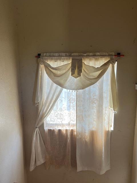 493 Tiburon Place, Soledad CA: https://media.crmls.org/mediaz/bd41bce9-de79-450f-9aa5-1d4d462d00cc.jpg