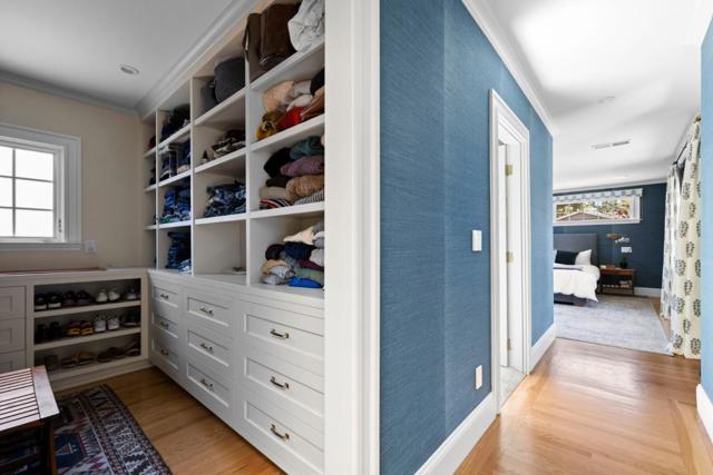 827 Walnut Avenue, Burlingame CA: https://media.crmls.org/mediaz/bd41bf5c-d731-43b3-9e62-7d69289a51c2.jpg