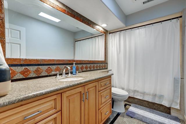36 Coronado Pointe, Laguna Niguel CA: https://media.crmls.org/mediaz/bd42c400-e0cf-41fb-920b-214f852ad447.jpg