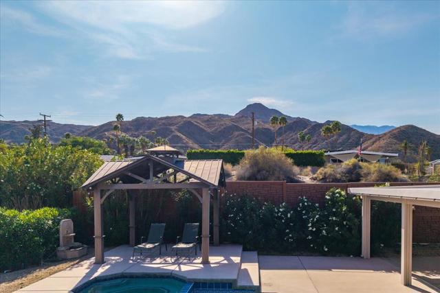 68035 Valley Vista Drive, Cathedral City CA: https://media.crmls.org/mediaz/bd4328b6-622a-49ea-bd19-c5c45e9d57a7.jpg