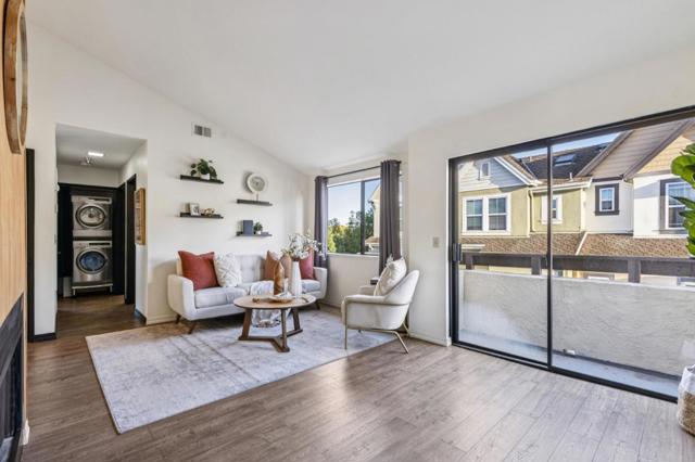 711 S Bayshore Boulevard, San Mateo CA: https://media.crmls.org/mediaz/bd43abee-c864-45ab-aa00-f18d188c7c4d.jpg