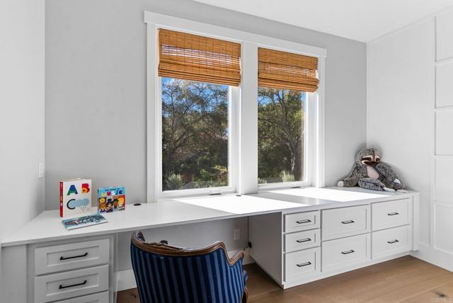 Detail Gallery Image 28 of 56 For 2747 via Del Robles, Fallbrook,  CA 92028 - 3 Beds | 3 Baths