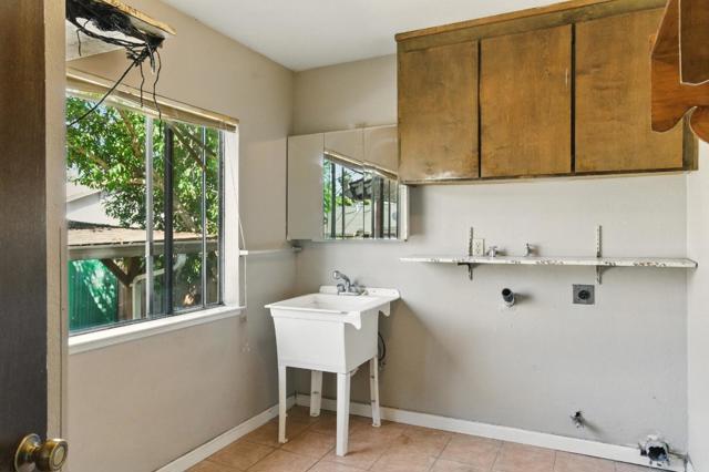 295 S 19th Street, San Jose CA: https://media.crmls.org/mediaz/bd456a90-27d3-48e1-8ffe-c4f0bf627d12.jpg
