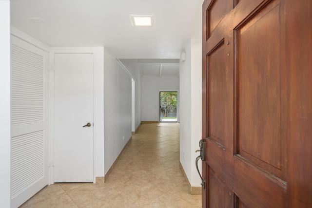 1150 E Palm Canyon Drive, Palm Springs CA: https://media.crmls.org/mediaz/bd46331d-02f5-434d-a9b8-acecbbeb372b.jpg