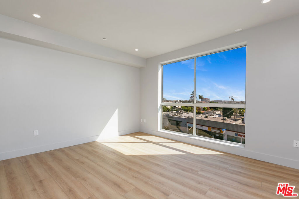 MLS #25617009 image #15