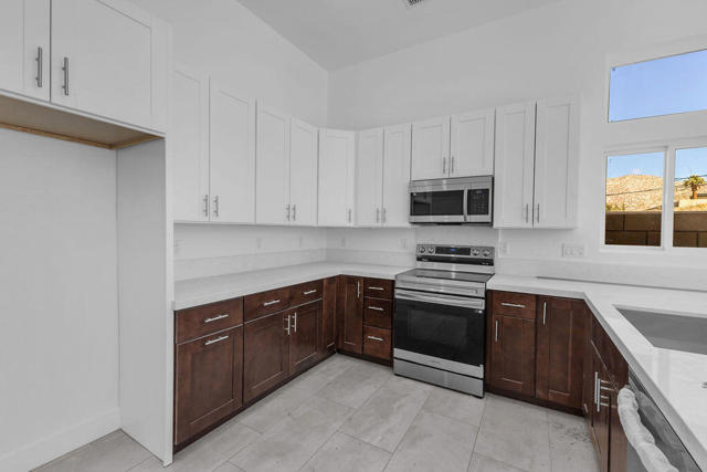 66778 Casa Grande Drive, Desert Hot Springs CA: https://media.crmls.org/mediaz/bd46e94e-6b2b-4475-9aab-652f88affded.jpg
