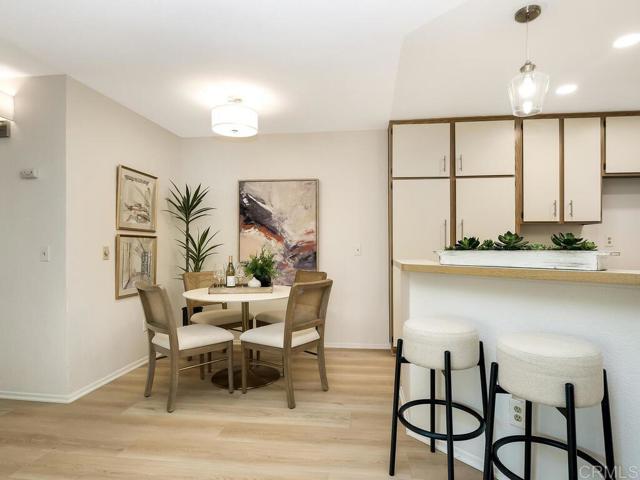 Detail Gallery Image 10 of 32 For 7263 Camino Degrazia #31,  San Diego,  CA 92111 - 2 Beds | 2 Baths