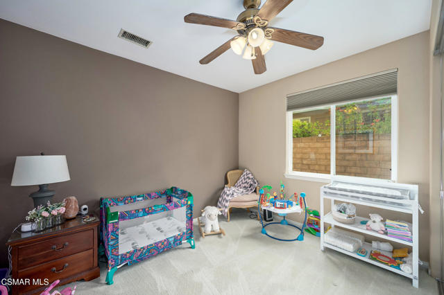 4566 Bluewood Court, Moorpark CA: https://media.crmls.org/mediaz/bd480330-ba0f-43f6-9e7a-a23ad221cee2.jpg