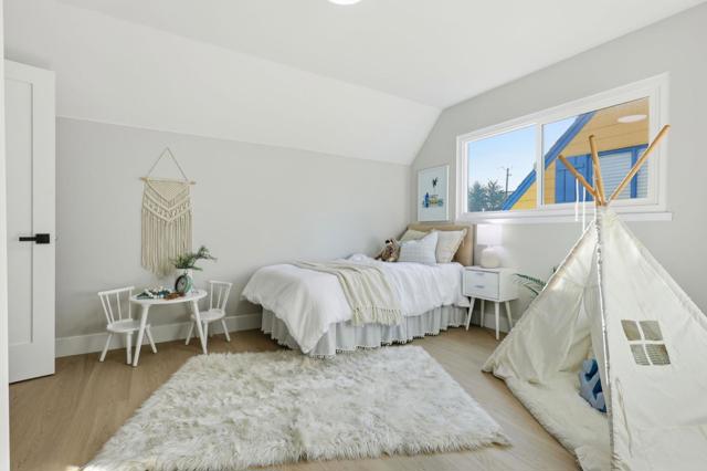 324 Glencourt Way, Pacifica CA: https://media.crmls.org/mediaz/bd48e7f0-9d70-438c-8bd0-74379dc6b4fe.jpg