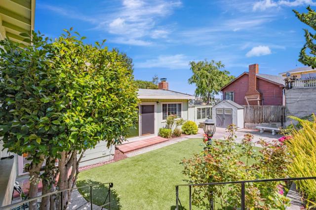 253 Humboldt Road, Brisbane CA: https://media.crmls.org/mediaz/bd49a88b-69af-48d2-adb6-5f008f2b6991.jpg