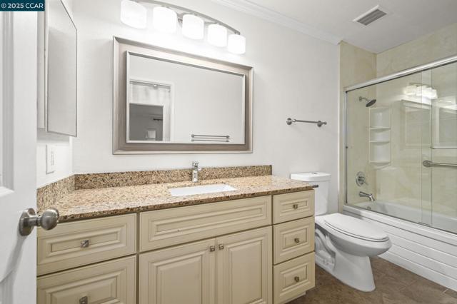 1411 Marchbanks Dr, Walnut Creek CA: https://media.crmls.org/mediaz/bd49fd31-2a3c-4bd2-bef4-ed3d523867a7.jpg
