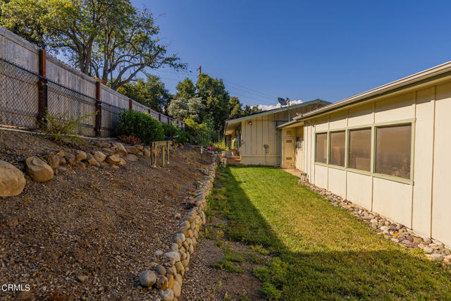 Detail Gallery Image 20 of 33 For 2027 Burnham Rd, Ojai,  CA 93023 - 4 Beds | 2/1 Baths