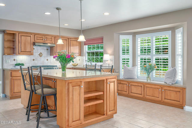 5506 Evita Court, Agoura Hills CA: https://media.crmls.org/mediaz/bd4aa62d-ccd6-4c11-bcb8-e040cb842649.jpg