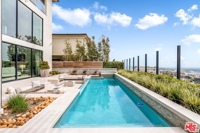 20378 W Marlow Lane, Porter Ranch CA: https://media.crmls.org/mediaz/bd4c6221-3349-4d16-93a3-263bff3b13c9.jpg