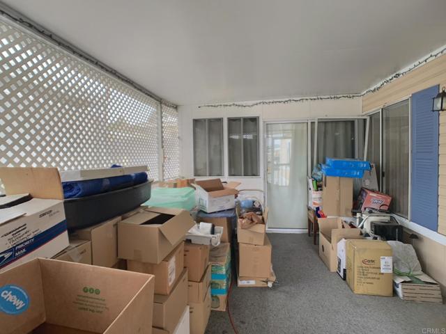 Home for Sale in Lakeside