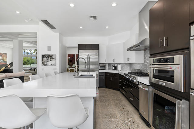 22_10940849_155431_155431-EI-120