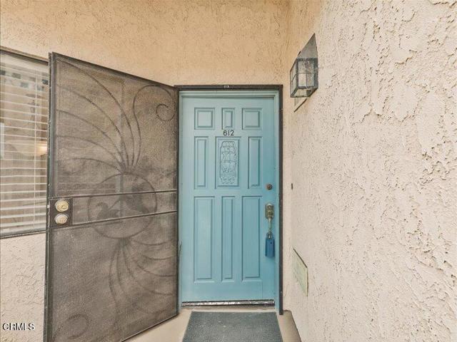 612 Island View Circle, Port Hueneme CA: https://media.crmls.org/mediaz/bd4e5bde-c73c-4053-ae10-cdc09cd10aef.jpg